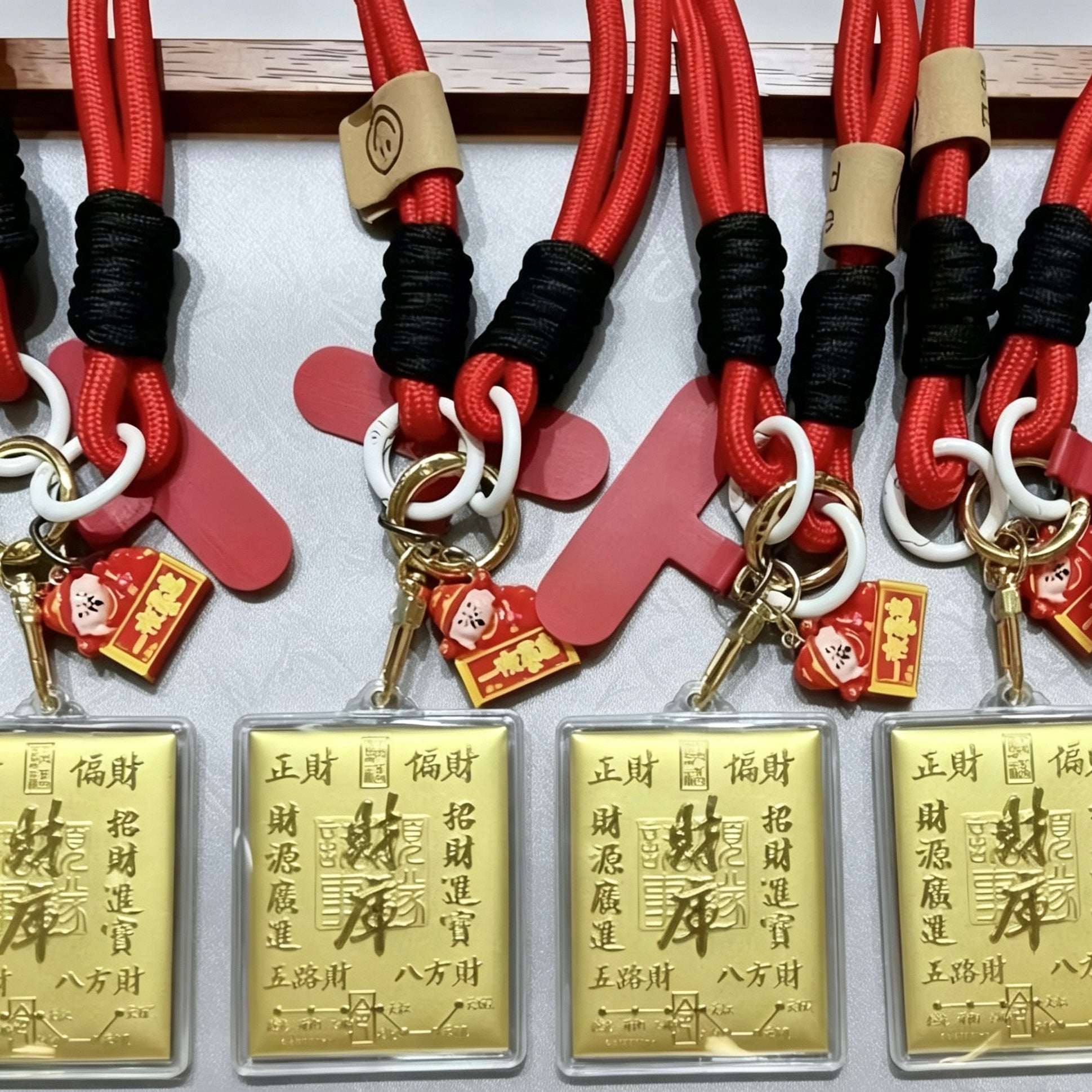 Treasury Keychain Pendant – Fortune & Prosperity Lucky Charm