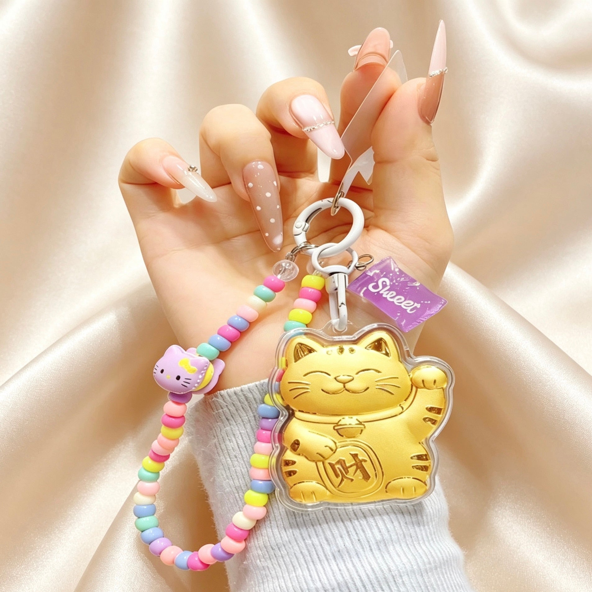 Lucky Maneki Neko Keychain – Wealth & Fortune Charm
