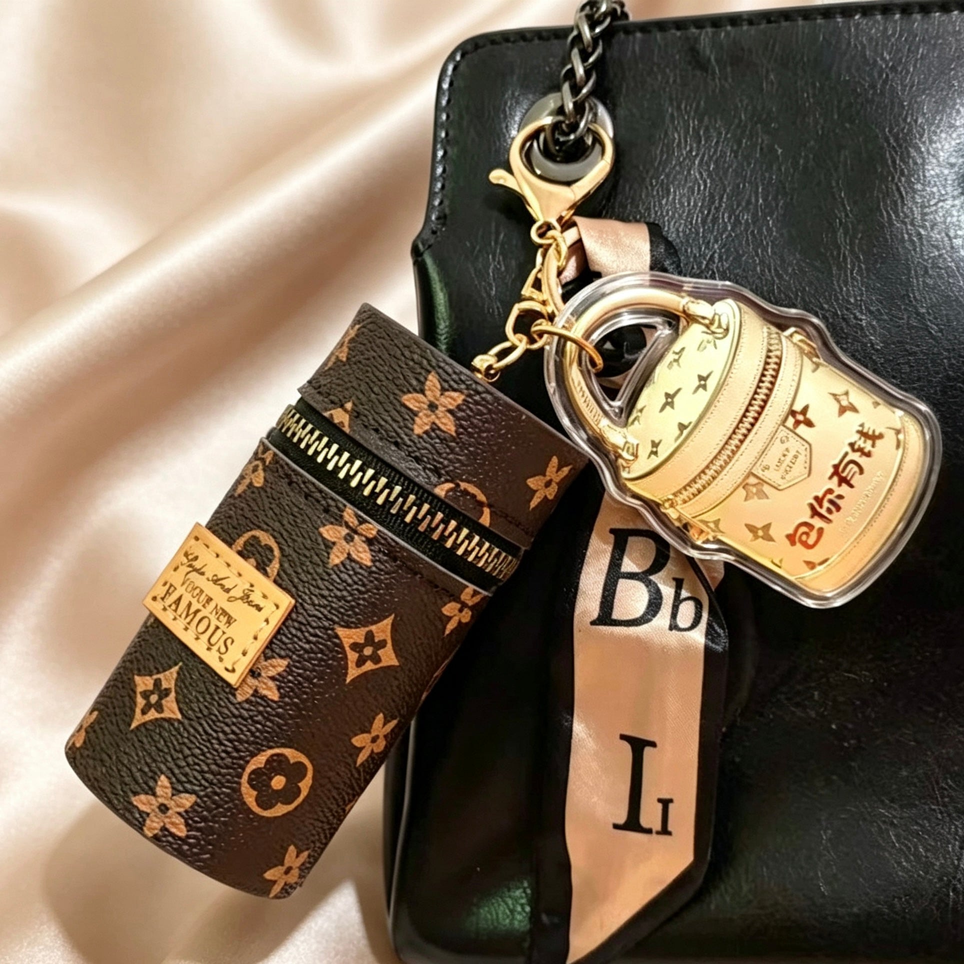 Lucky Wealth Bucket Bag Keychain – Pure Gold Prosperity Charm