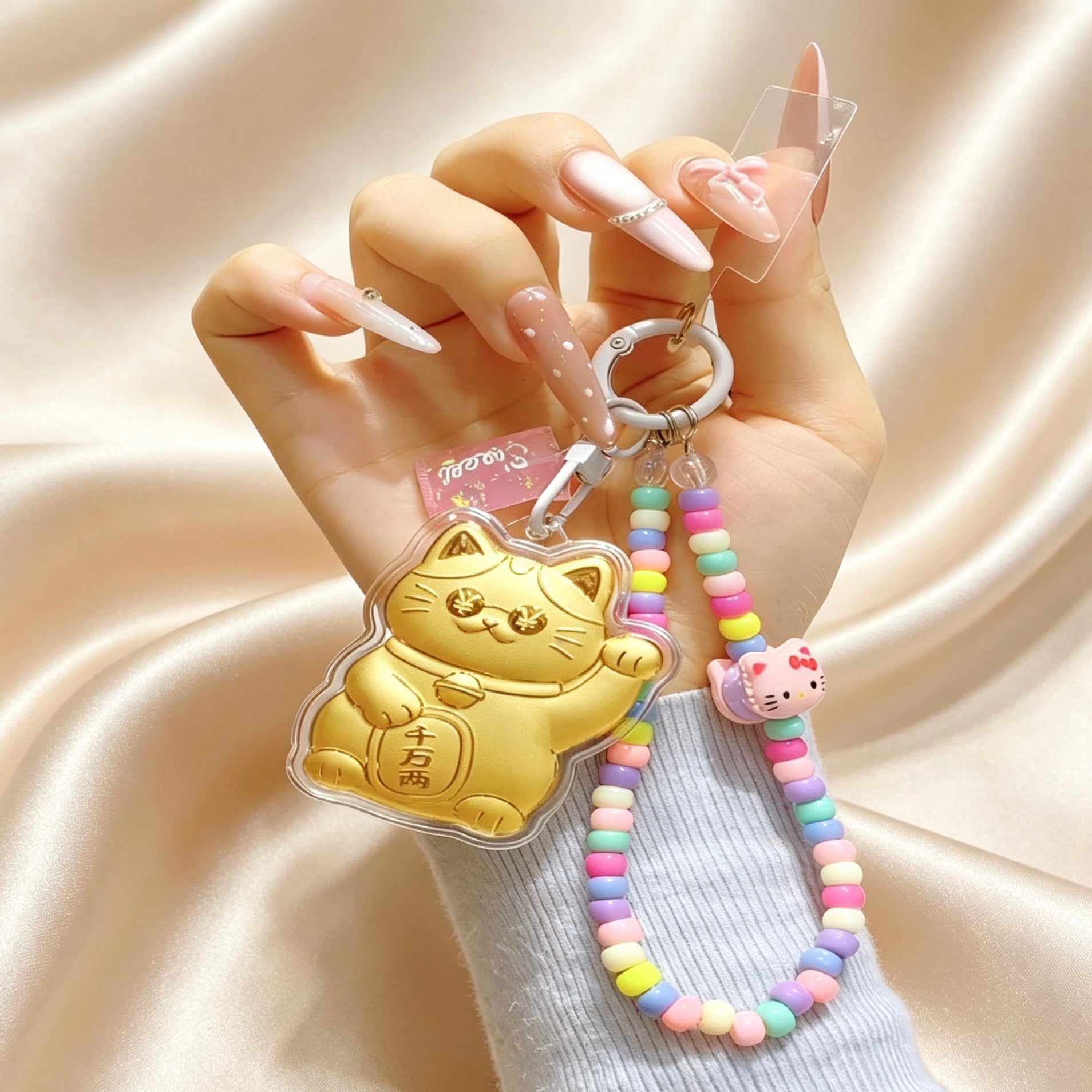 Lucky Maneki Neko Keychain – Wealth & Fortune Charm