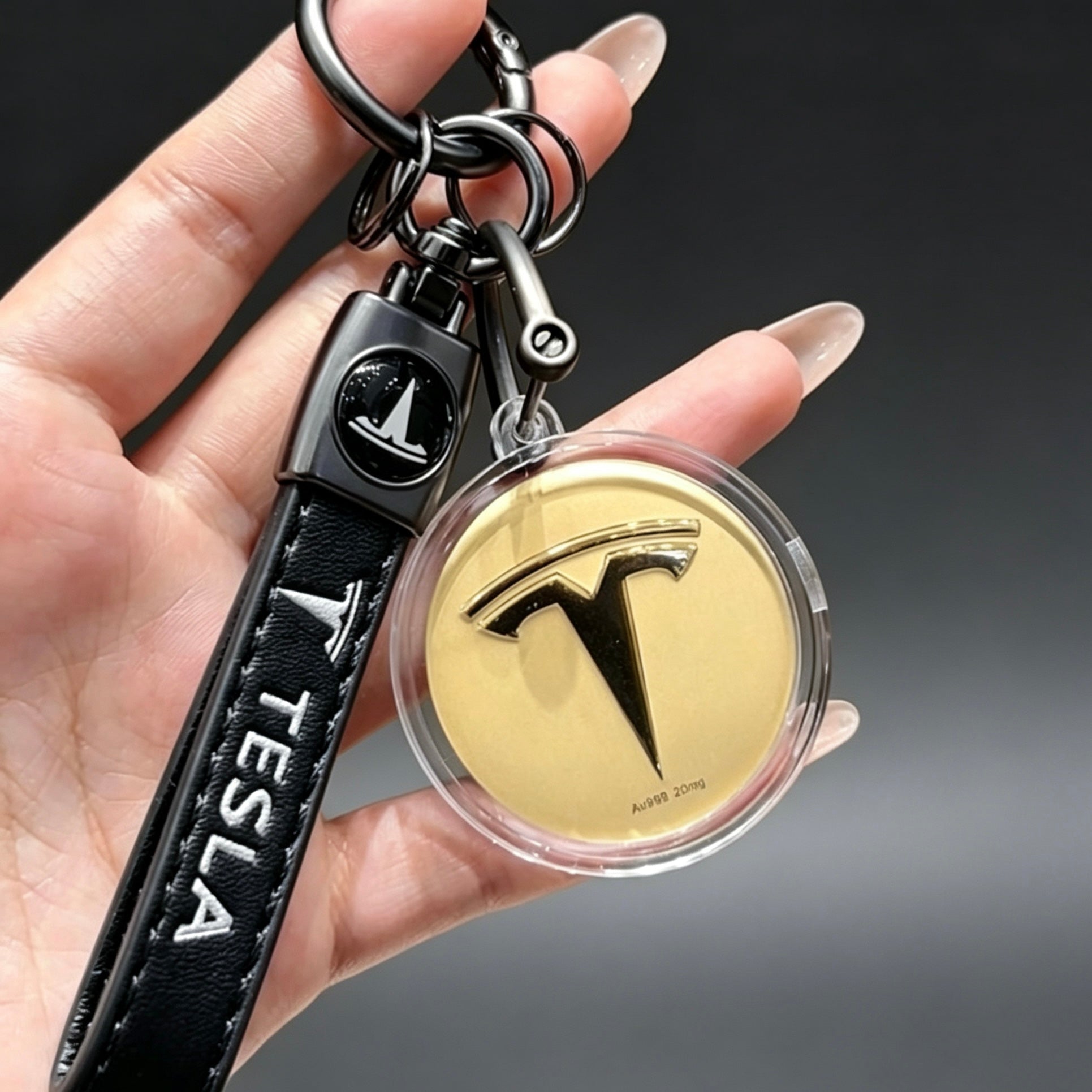 Car Logo Hanging Ornament – Stylish Automotive Accessory