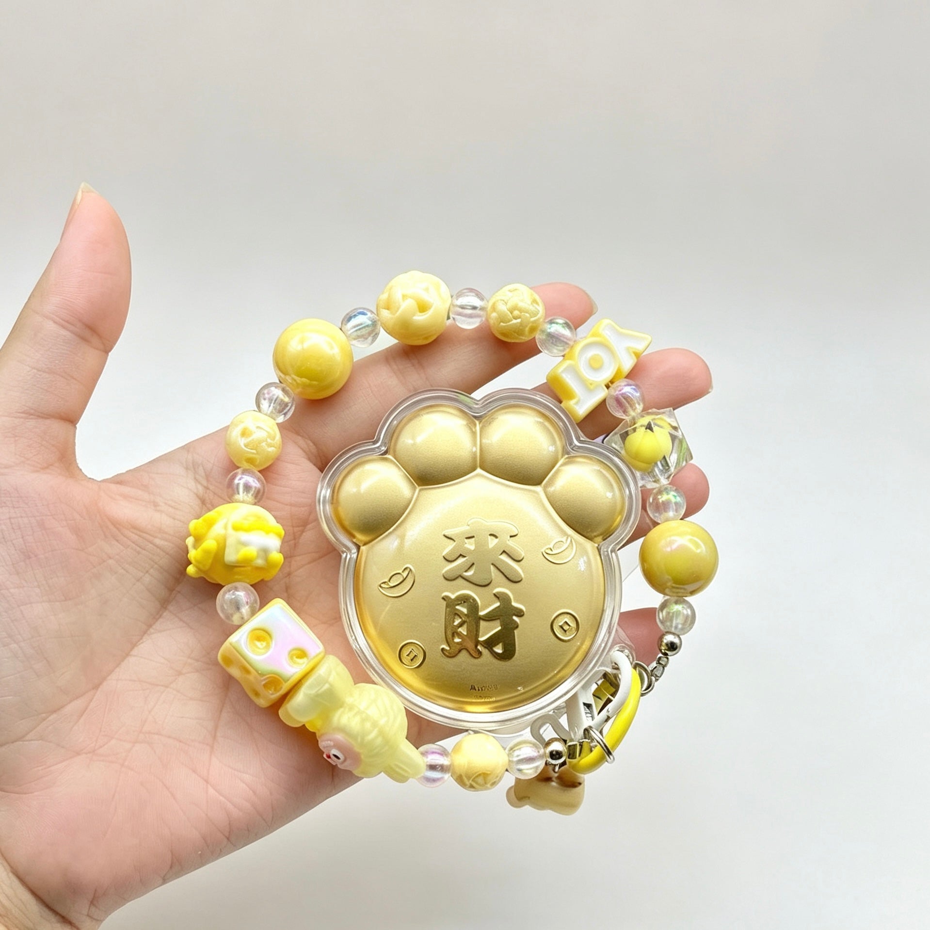 Cat Paw Keychain – Cute & Playful Everyday Accessory