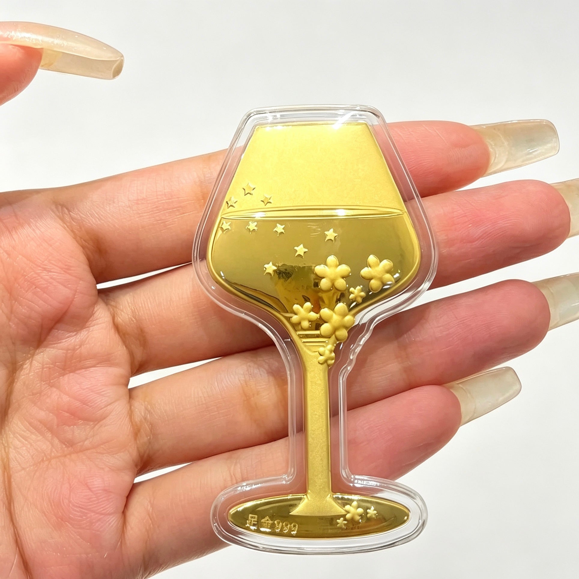 Gold Goblet Ornament – Elegant Wealth & Celebration Gift