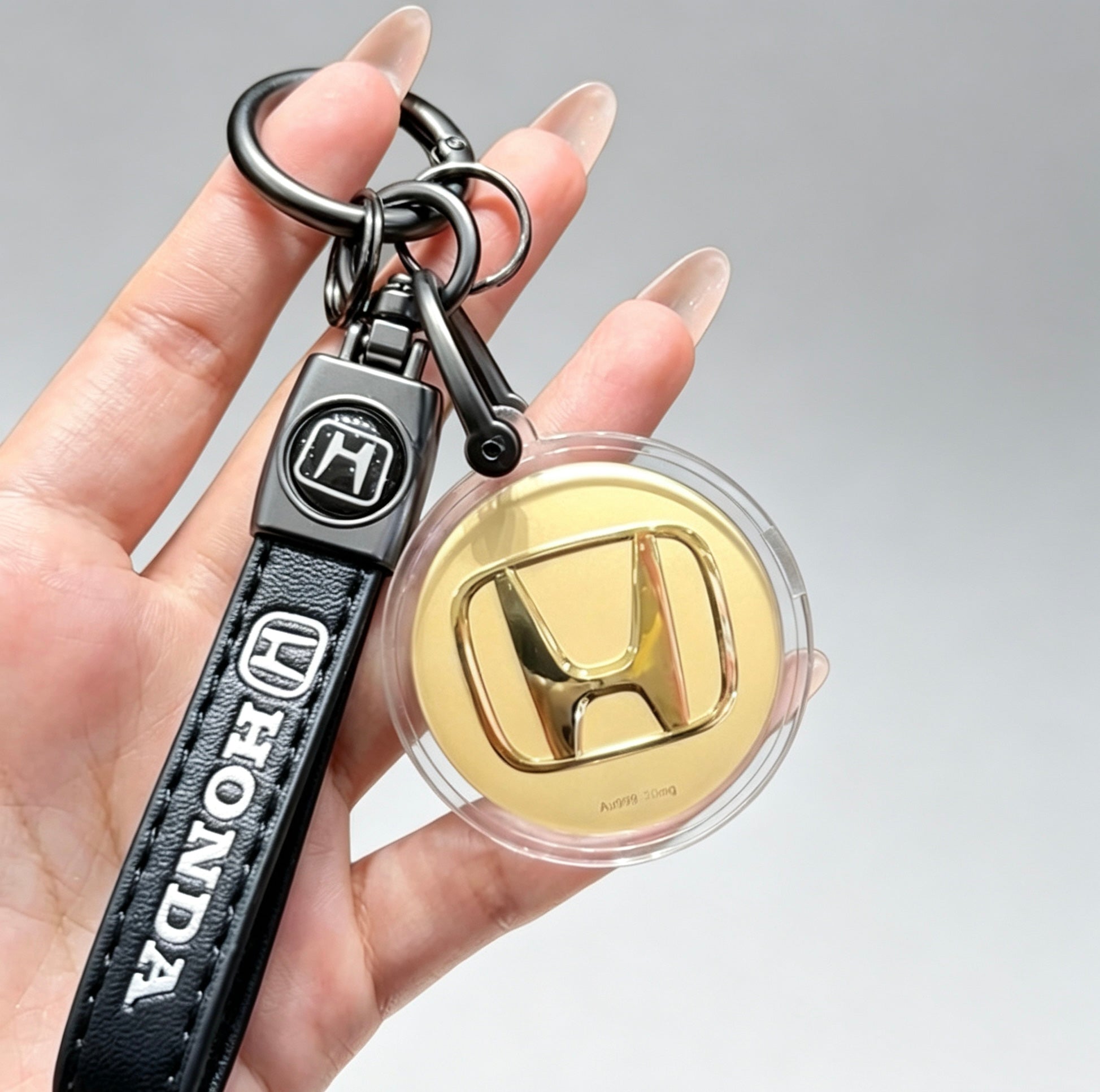 Car Logo Hanging Ornament – Stylish Automotive Accessory